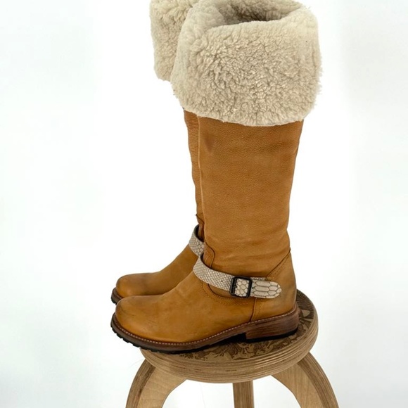 Freebird by Steven Denmark Leather Riding Style Boots Genuine Sheep Fur - Picture 4 of 17